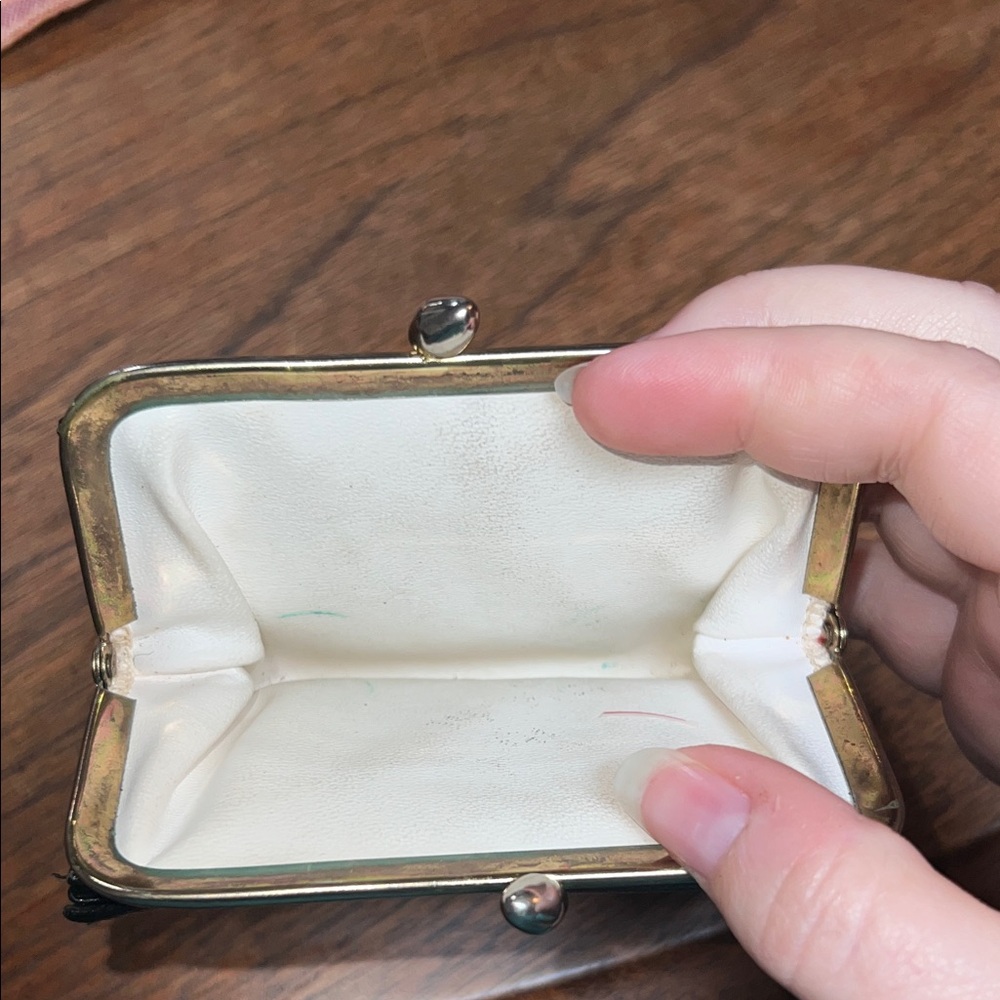 Vintage Princess Gardner Coin Purse - Picture 8 of 9